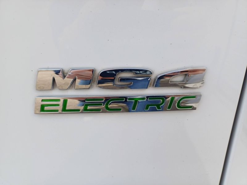 Théobald Occasion MG4 Electrique Berline Blanc